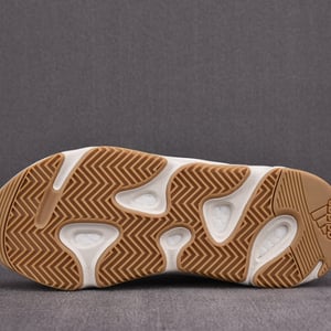 Adidas Yeezy Boost 700 Magnet Fv9922 - Image 6