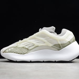 Adidas Yeezy Boost 700 V3 Ef9899
