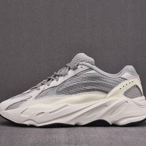 Adidas Yeezy Boost 700 V2 Static Ef2829