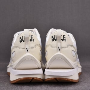 Sacai X Nike Vaporwaffle Dd1875-100 - Image 4