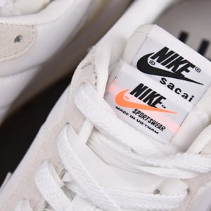 Sacai X Nike Vaporwaffle Dd1875-100 - Image 10