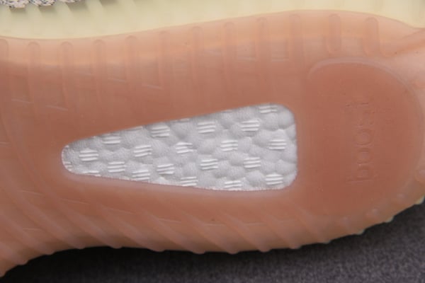 Ad Yeezy Boost 350 V2 Fw5318 - Image 2