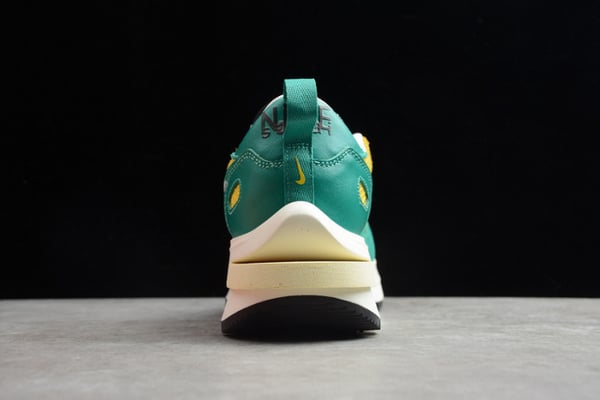 Sacai X Nike Pegasus Vaporfly Sp Bv0073-103 - Image 3