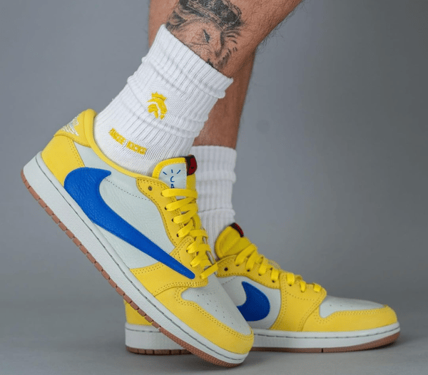 Jordan 1 Retro Low OG SP Travis Scott Canary DZ4137-700 Unisex - Image 2