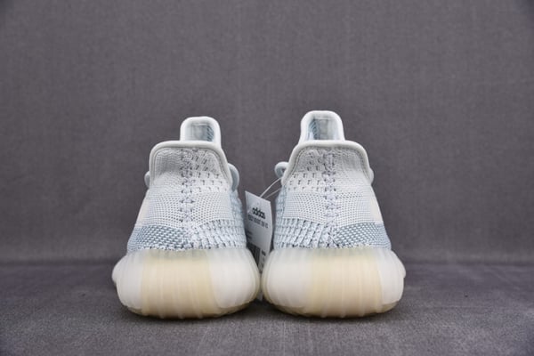 Ad Yeezy 350 Boost V2 Fw3043 - Image 3