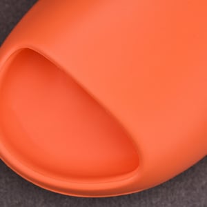 Adidas Yeezy Slide Orange Fy7497 - Image 3