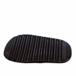 Yeezy Slides Black Fw6348 - Image 4