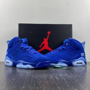 Air Jordan 6 UNC Tar Heels Six Championships PE - Image 2