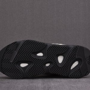 Adidas Yeezy Boost 700 Mnvn Bone Fy3729 - Image 8