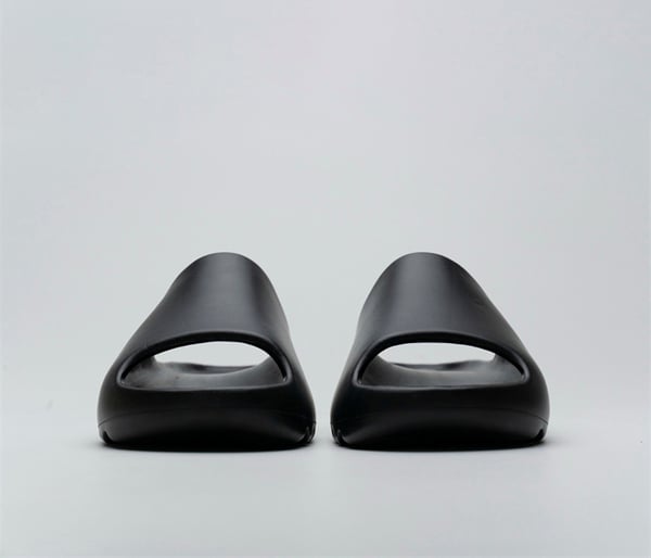 Yeezy Slide Black Fb6348 - Image 5