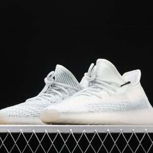 Ad Yeezy 350 Boost V2 Fw5317 - Image 5