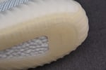 Ad Yeezy 350 Boost V2 Fw3043 - Image 2